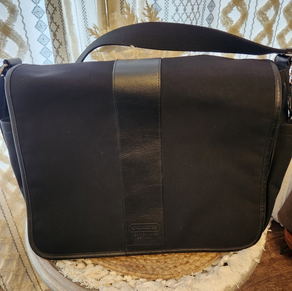 Coach Black Transatlantic Messenger Laptop Shoulder Bag / Messenger Bag